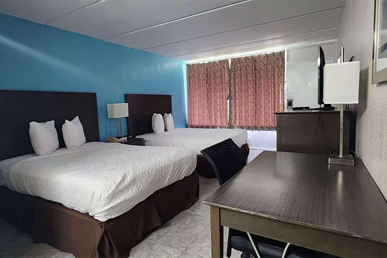 Travelodge By Wyndham Kingsland Ga Exterior photo
