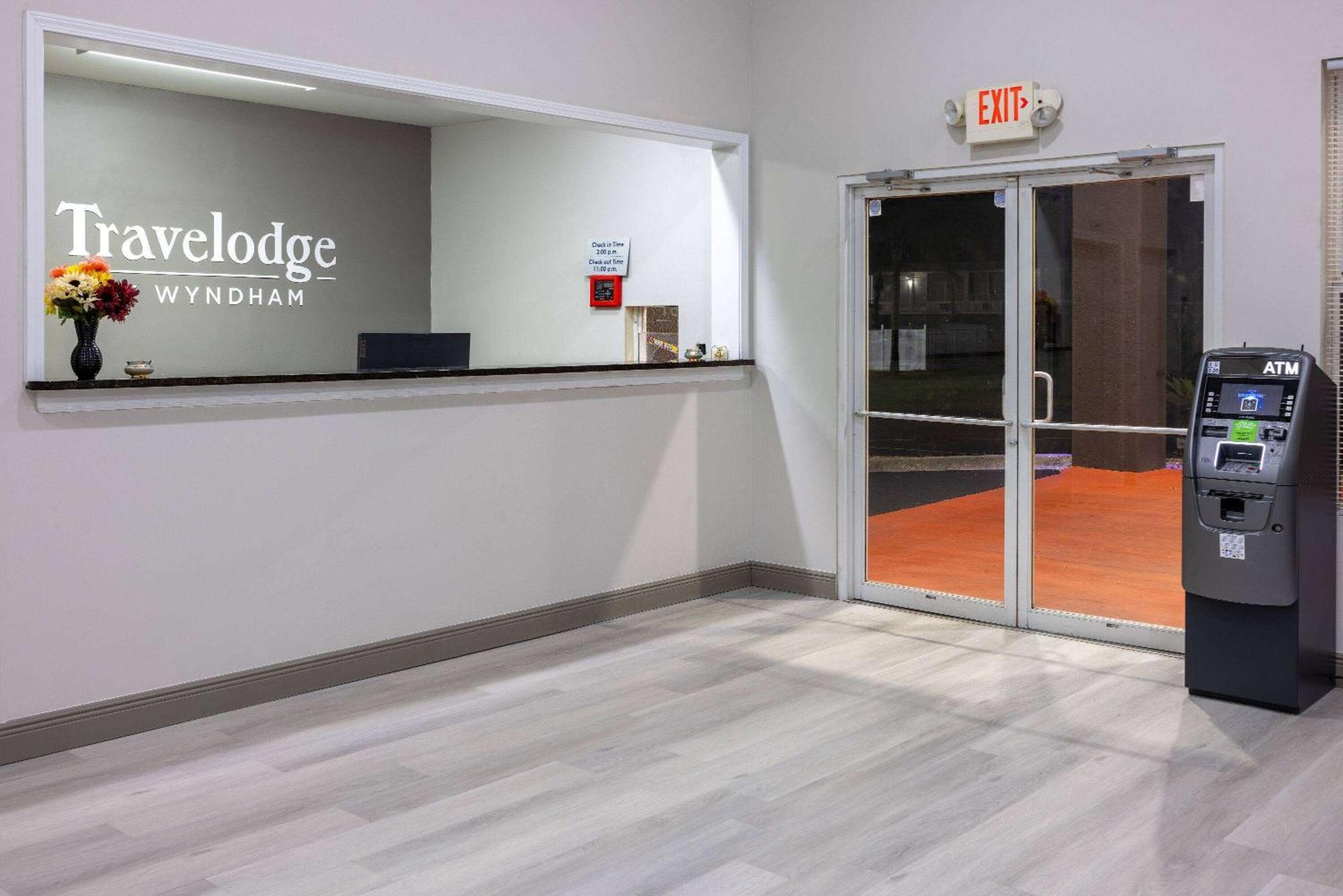 Travelodge By Wyndham Kingsland Ga Exterior photo
