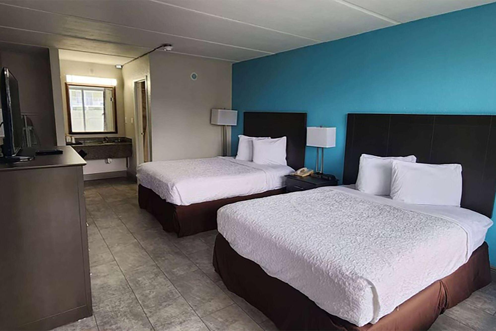 Travelodge By Wyndham Kingsland Ga Exterior photo